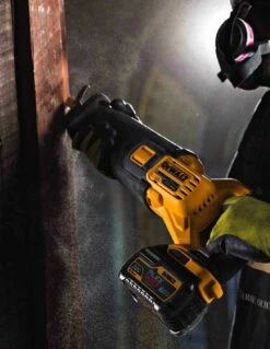 Scie Sabre DeWALT 54V XR Flexvolt Brushless DCS388N -Jo-Tools Soldes Boutique scie sabre dewalt 54v dcs388n 7